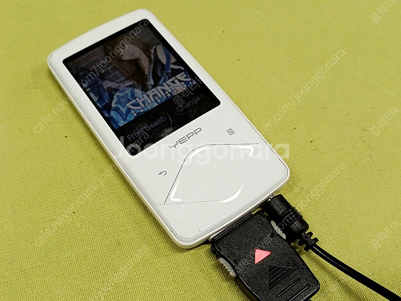 삼성 MP3 YP-Q1 4GB--0