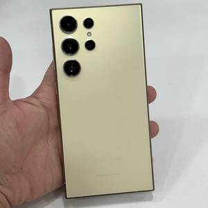 갤럭시S24울트라 티타늄옐로우 256GB (S928) A급 무잔상 75만원 판매합니다!