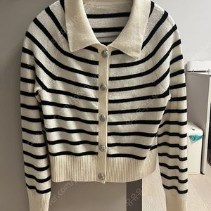 듀엘 롱코트, 미샤 롱코트, 캐시미어니트, 캐시미어팬츠, 폴로랄프로렌, 럭키슈에뜨가디건, 쟈딕엔볼테르원피스, 르베이지자켓 등 판매해요