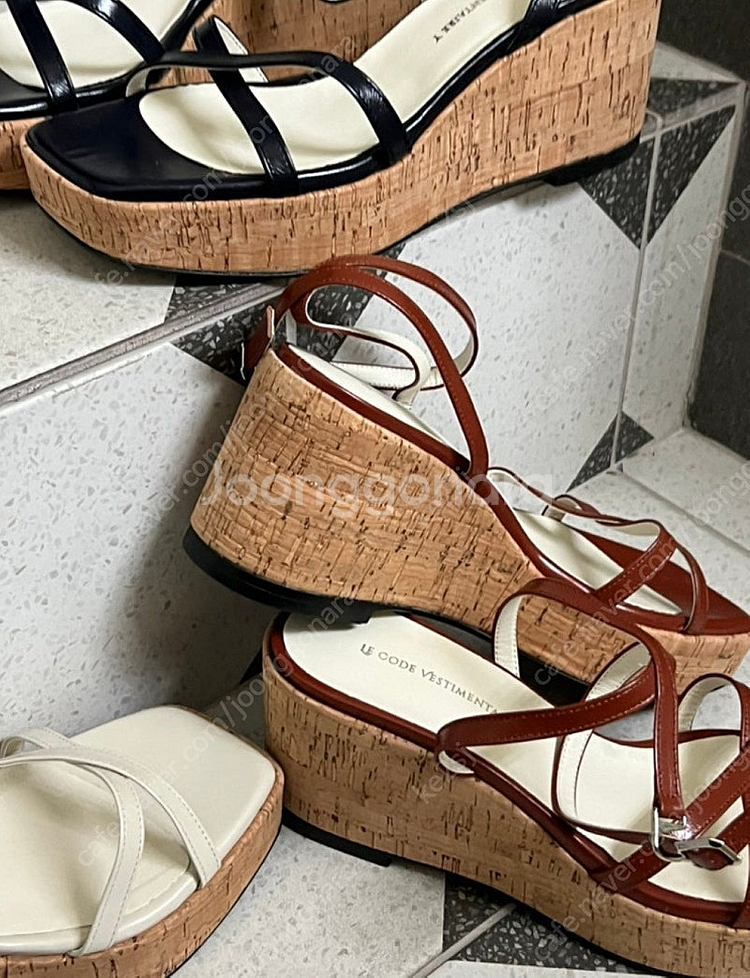코스모폴리탄줄라이 예지스 코지 COZY 웨지 230--2