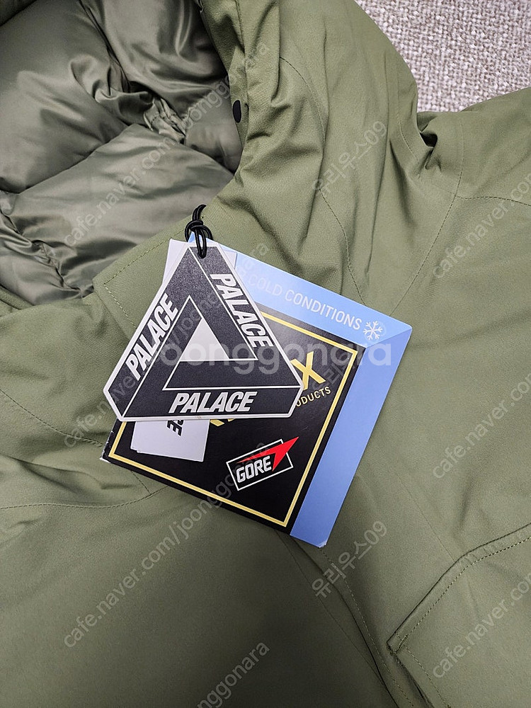 팔라스 PALACE ARCTIC 고어텍스 패딩 올리브 ...--1