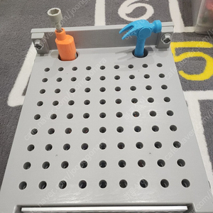 전동 드릴, 망치 교구