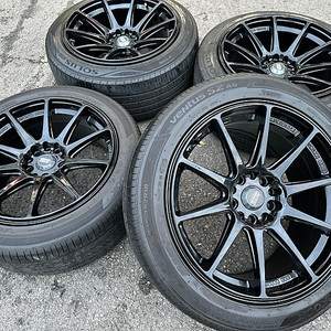 사제 18인치 AVIDO 블랙유광 휠·타이어 세트 팔아요 245 45 18