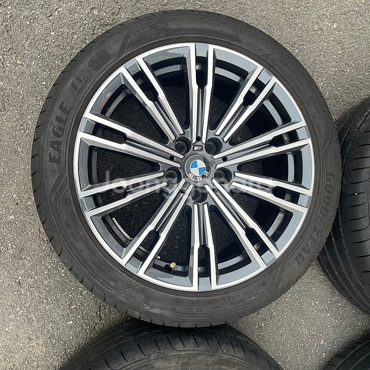 BMW 18인치 G20 3시리즈 790M 휠·타이어 세트 팔아요--2