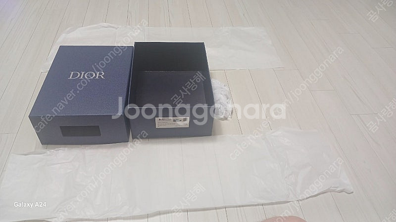 DIOR 디올 대형 신발박스(사이즈 사진참조)+속지2장--1