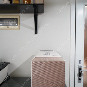 이케아 헴네스 8칸 3단서랍장 블랙 원목 상판 유리포함