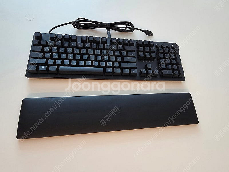 레이저 키보드 헌츠맨 v2 판매합니다--0