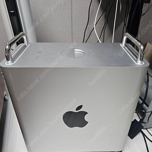 서울 송파) 2019 Mac Pro 맥프로 /16코어 3.2 GHz/W5700X 16GB/ RAM 96GB/ SSD 1TB(박스포함)