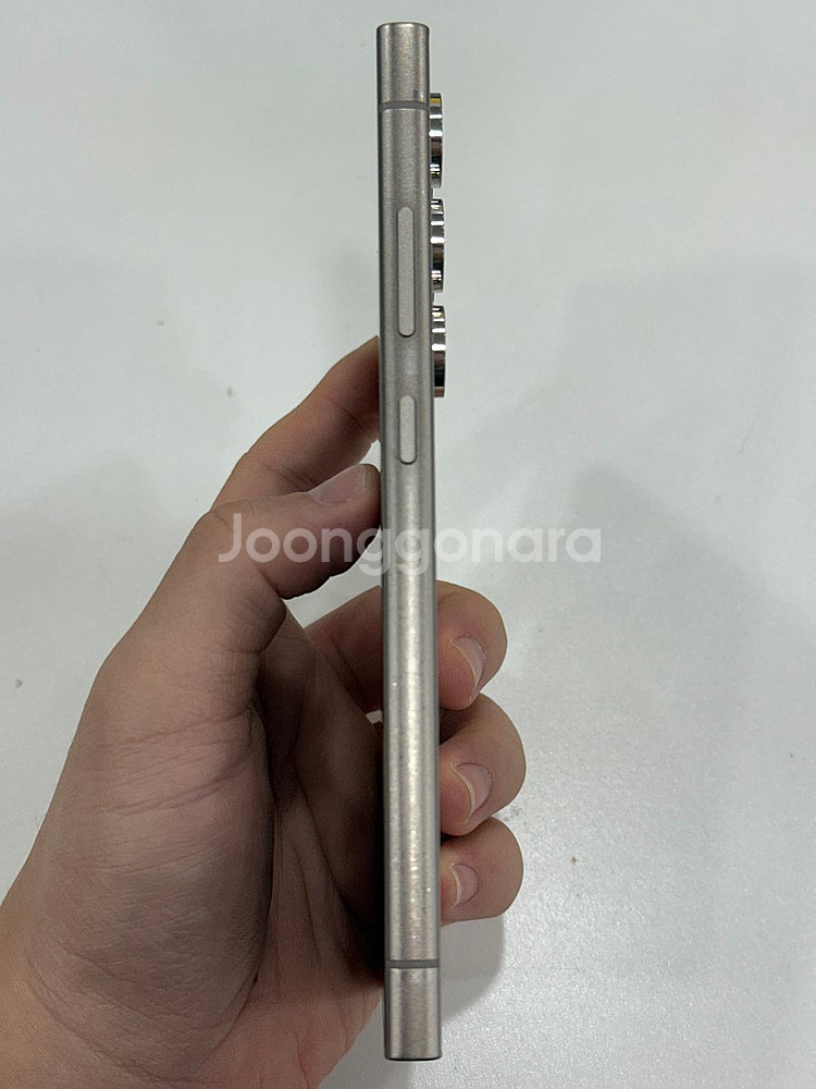 갤럭시S24울트라 티타늄그레이 512GB (S928) A급 무잔상 78만원 판매합니다!--2