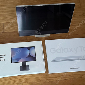 새제품급 갤럭시탭s10 울트라 512기가 와이파이 + 니케 마그네틱 스탠드 판매