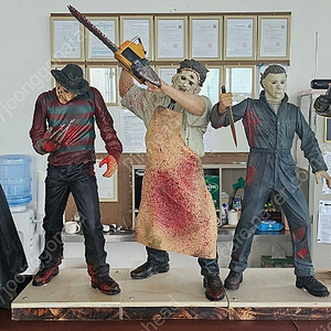 1/4 크기 고전 호러 영화 피규어 세트 팝니다/담양 직거래만