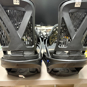 버튼 에스카페드 바인딩M(24/25)