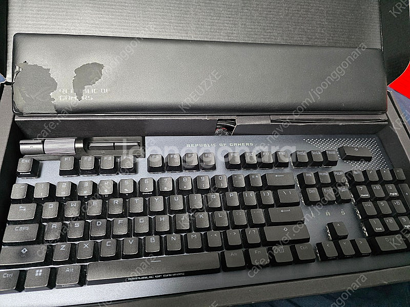 ASUS ROG STRIX FLARE II ANIMAT...--2
