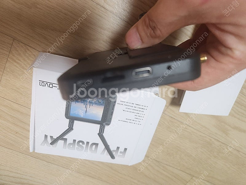 fpv 드론 모니터 팝니다.--2