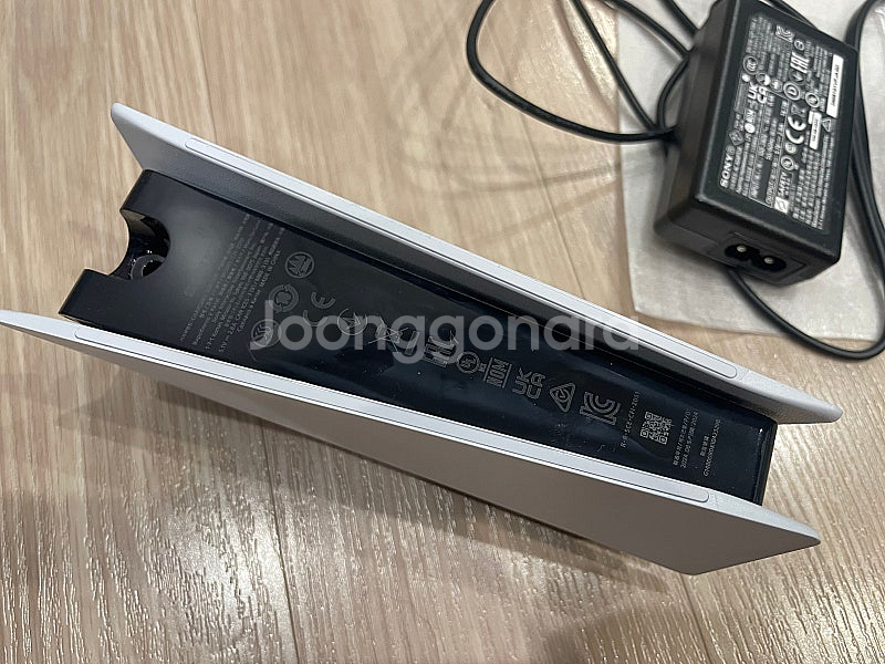 Ps5 듀얼센스 정품 충전거치대 반택포2.2--1