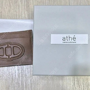 (새상품)아떼바네사브루노 레더 지퍼 단카드지갑