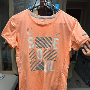 나이키, 아디다스 마라톤 티셔츠