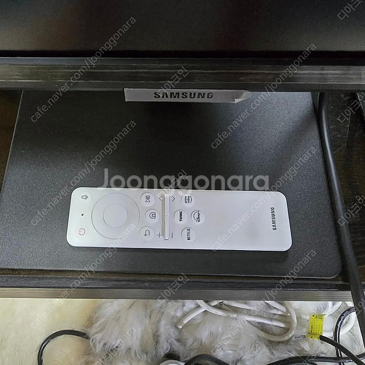 삼성전자 80cmUHD 스마트모니터 M7--6