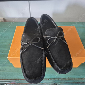 TODS 토즈 고미노로퍼 모카신 270 (42) 새상품