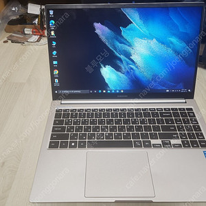 삼성갤럭시북 (i3-11세대) , 엘지울트라북 (i3-10세대) 팝니다.