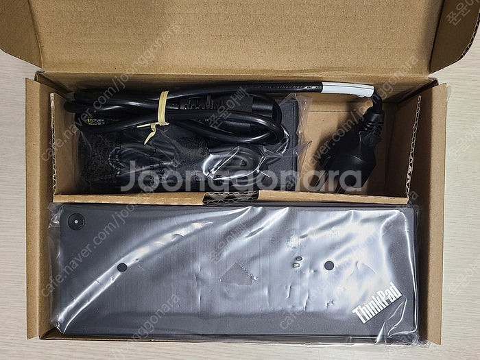 [Lenovo] ThinkPad Universal Th...--3