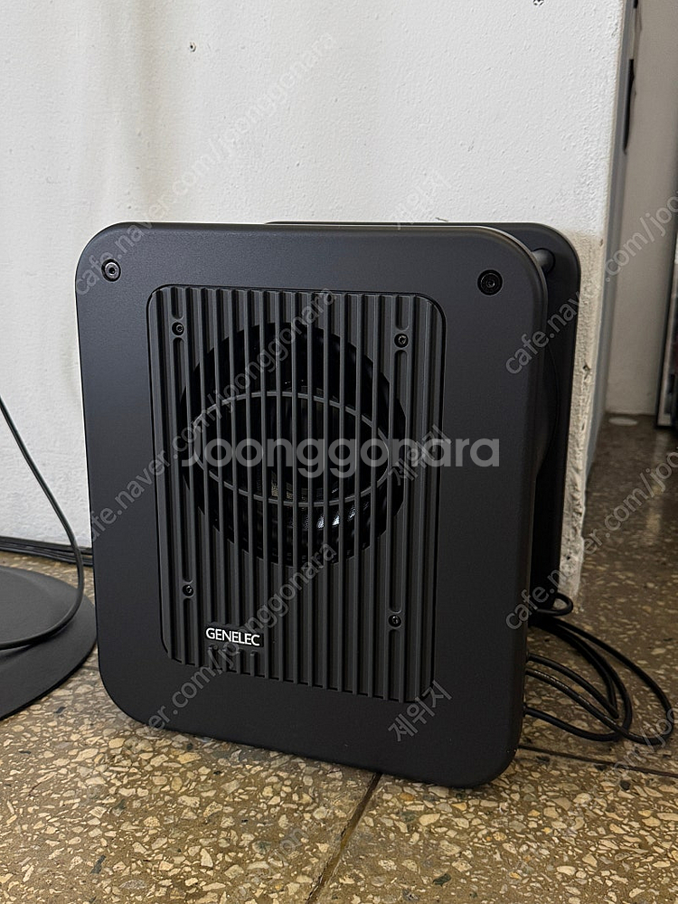 Genelec 제네렉 서브우퍼 7050c--0