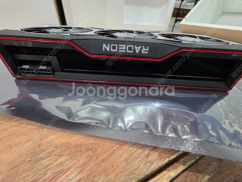 라데온 RX 6900XT 팝니다.--2
