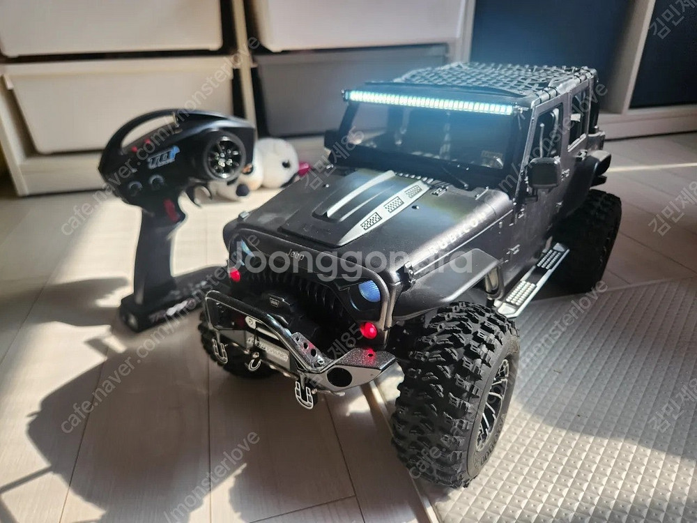 trx4 루비콘 튜닝RC카 판매합니다.+조종기.배터리--1
