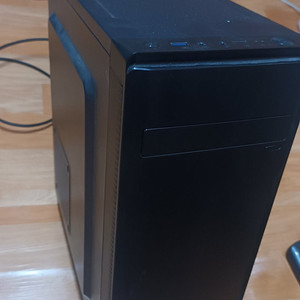 셀러론 g4930 본체팝니다.5만.회기동