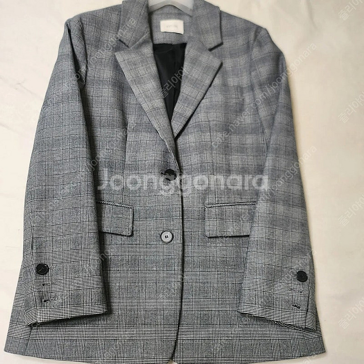 아스띠에 체크자켓--1