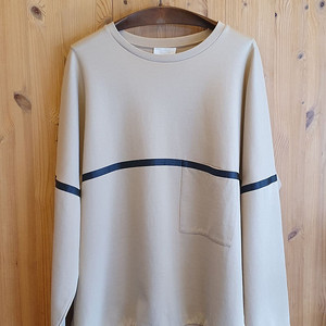 105.COS 박스 맨투맨