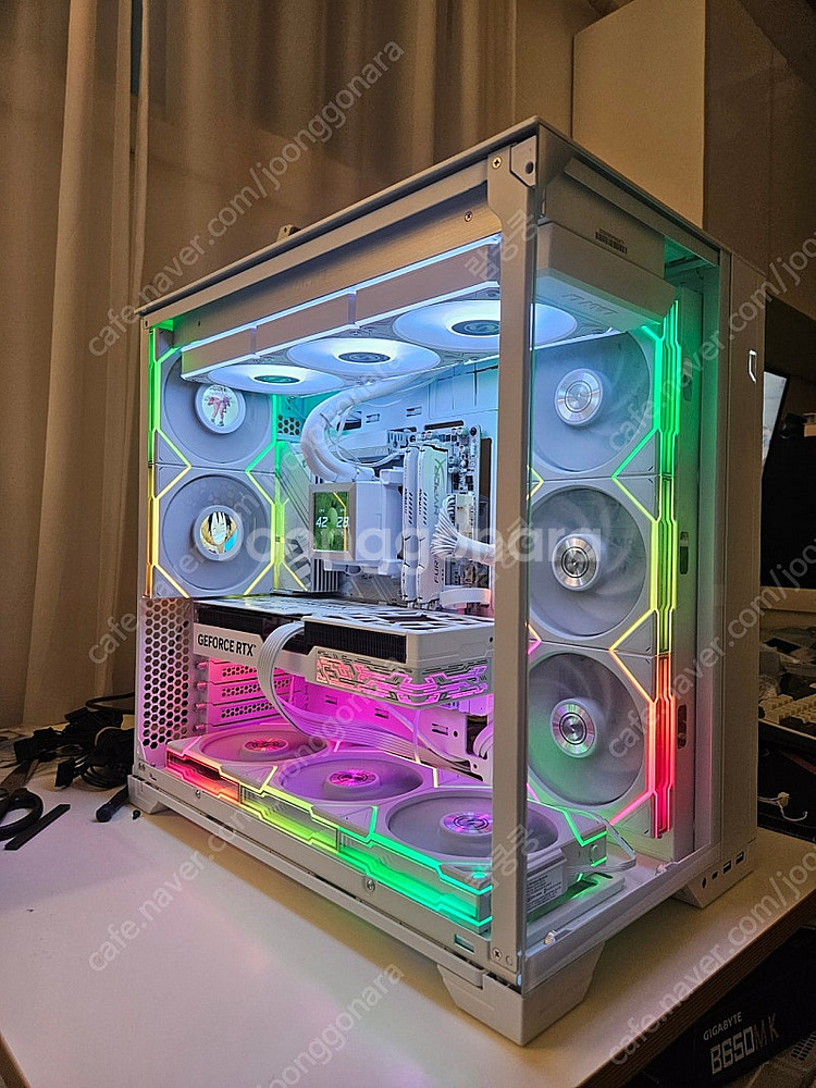 9950x3d rtx5080 리안리 풀 화이트 본체 급...--2