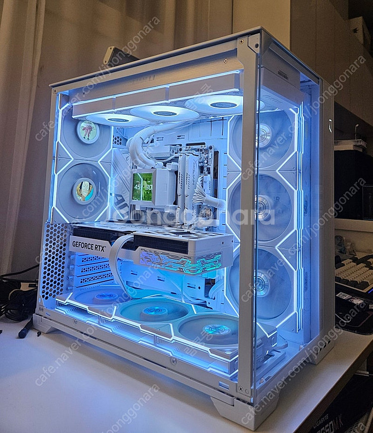 9950x3d rtx5080 리안리 풀 화이트 본체 급...--3