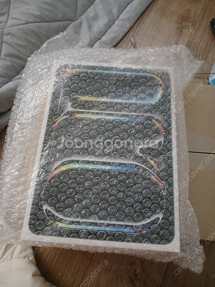 아이패드 프로 11인치 m4 256기가 와이파이 실버 팝니다 - 안심되는 중고거래