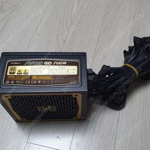 마이크로닉스 ASTRO GD 750W 풀모듈러 파워 / 슈퍼플라워 SF-700R12ST 700W 파워