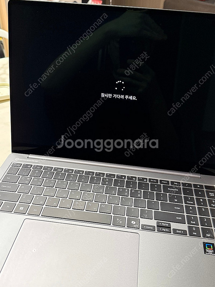 삼성 갤럭시북5 프로 NT960XHA-K71A 판매합니...--1
