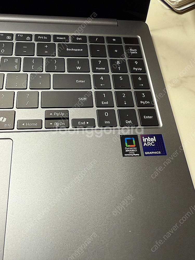 삼성 갤럭시북5 프로 NT960XHA-K71A 판매합니...--3