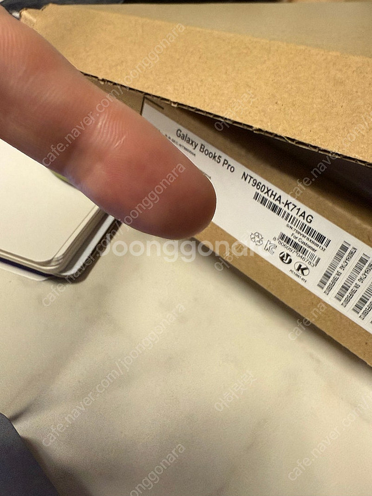 삼성 갤럭시북5 프로 NT960XHA-K71A 판매합니...--6