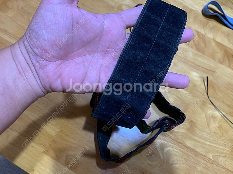 50년된 빈티지 재팬 꽃무늬자수 기타 스트랩--1