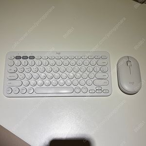 로지텍 키보드 마우스 세트 K380+Pebble 화이트