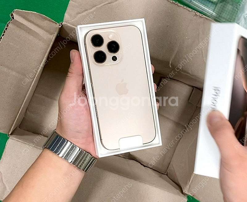 아이폰16프로 256GB 데저트티타늄 자급제 미개봉 미...--0