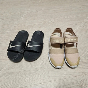 아디다스 키즈 샌들 210사이즈(덤 나이키 슬리퍼)