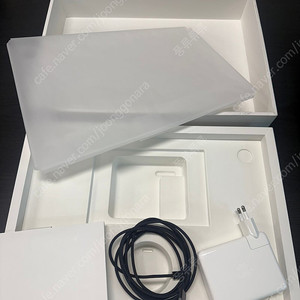 맥북프로 16인치 M3 Pro 36GB 512GB 스페이스블랙 / 매직 트랙패드2 라이트닝 / 매직키보드 터치아이디 라이트닝