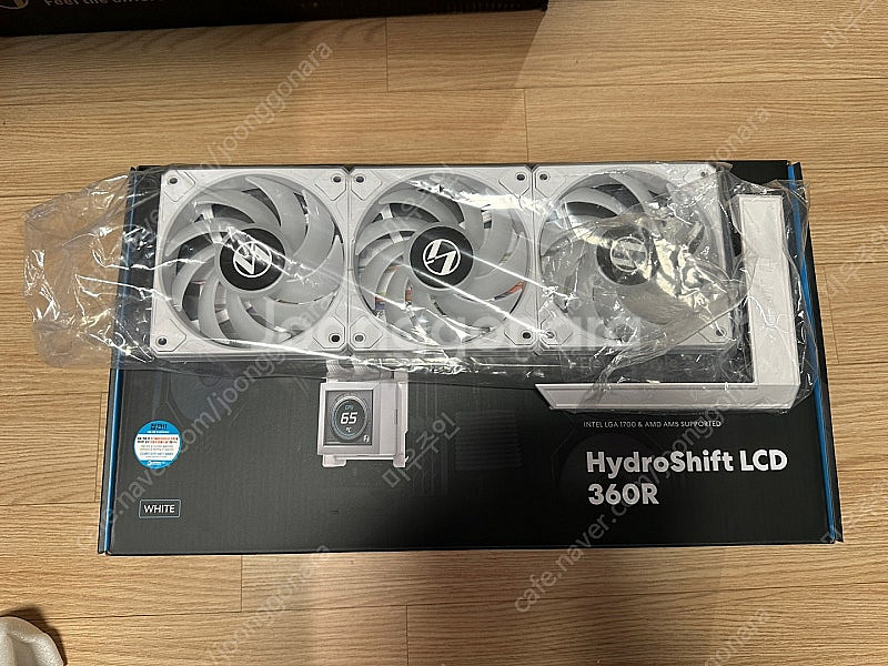 리안리 HydroShift LCD 360R 화이트 수랭...--0
