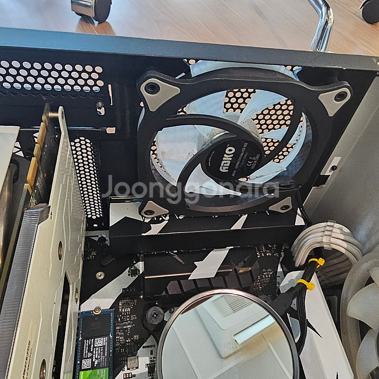 i7-7700K 커세어/NZXT 수냉식 게이밍 데스크탑--8