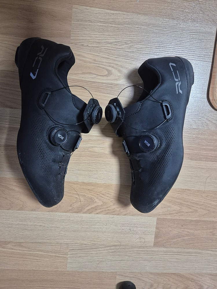 시마노 로드 클릿슈즈 RC703 41.5E(와이드) 블랙 판매합니다--2