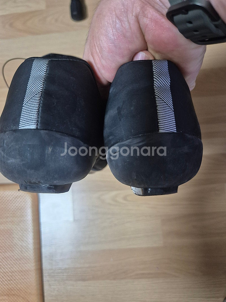 시마노 로드 클릿슈즈 RC703 41.5E(와이드) 블랙 판매합니다--3