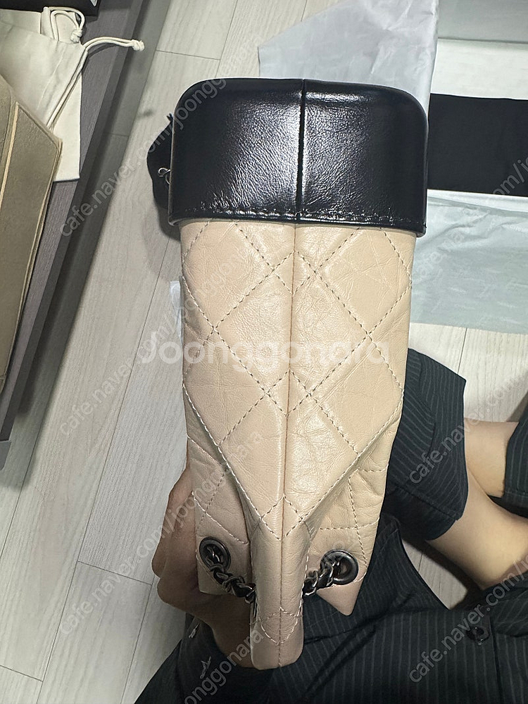 샤넬 가브리엘백팩 베이지 새상품--4