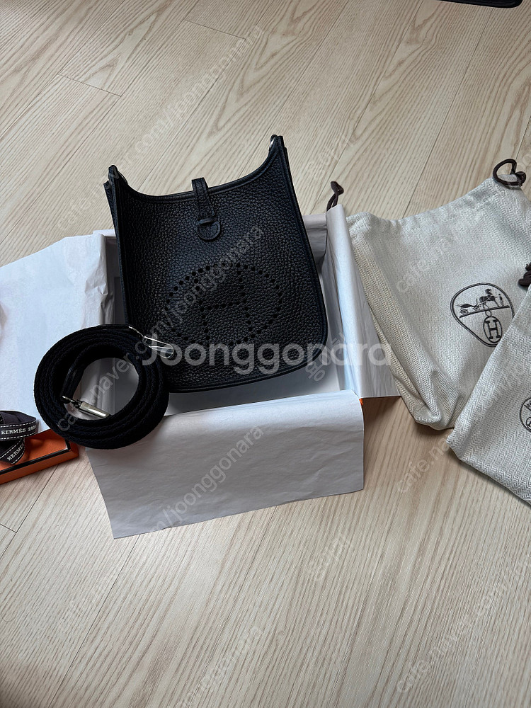에르메스 에블린 미니 블랙 새상품 (W각인) 판매합니다...--3
