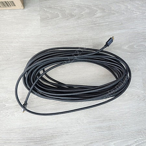 UHD 8K HDMI 케이블 팝니다. (20미터)